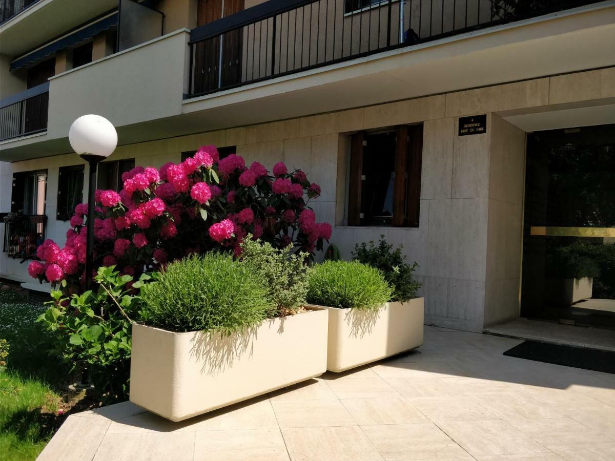 Le Parisien T1Antony-Berny By Beds4Wanderlust - 35M2 Avec Balcon - Aeroport Orly 5Miles - Train Station Rer B Orlyval 1Mile Apartment Exterior foto