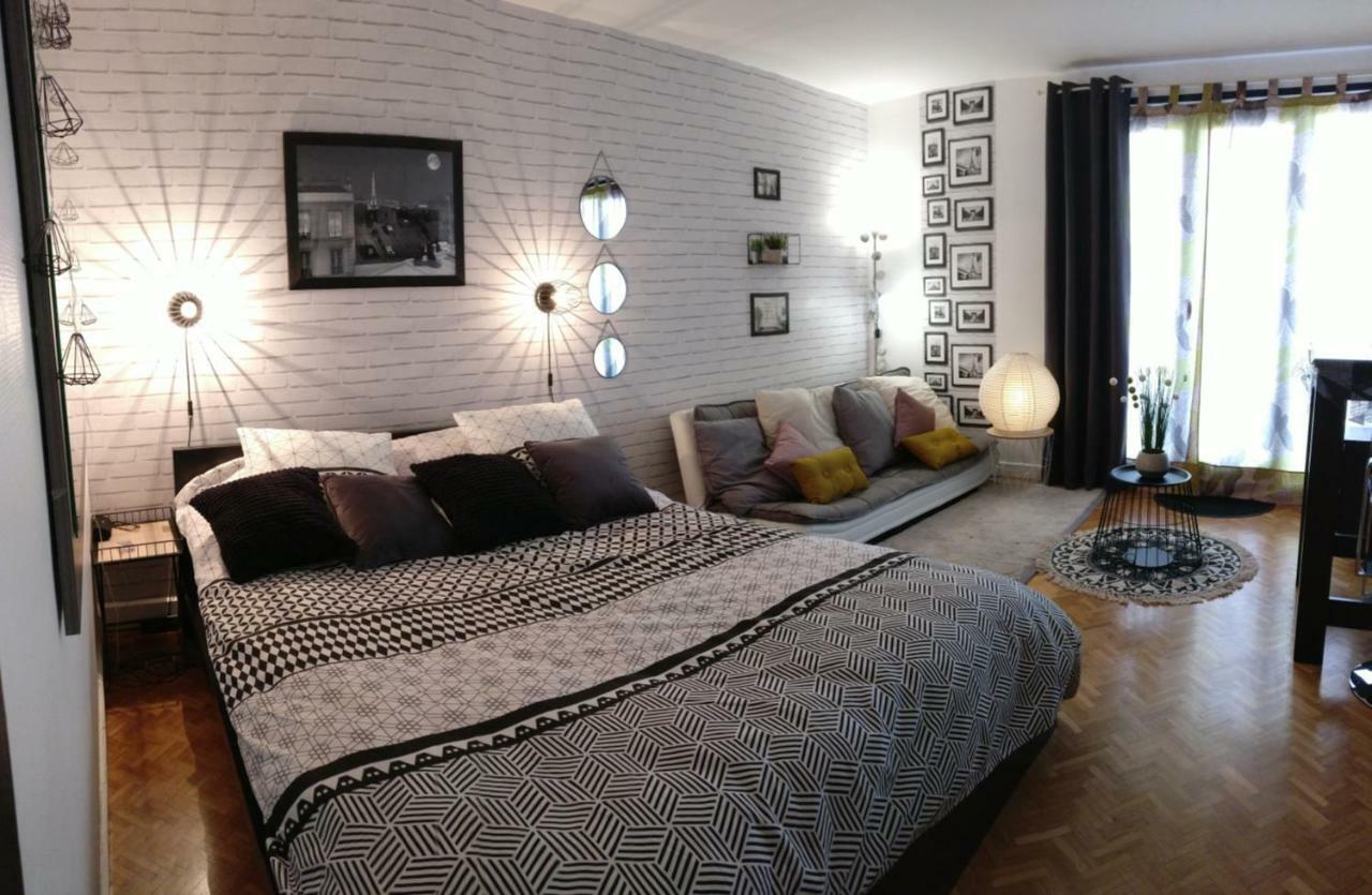 Le Parisien T1Antony-Berny By Beds4Wanderlust - 35M2 Avec Balcon - Aeroport Orly 5Miles - Train Station Rer B Orlyval 1Mile Apartment Exterior foto
